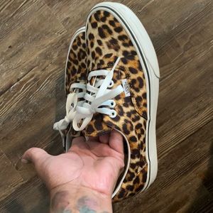 Leopard vans